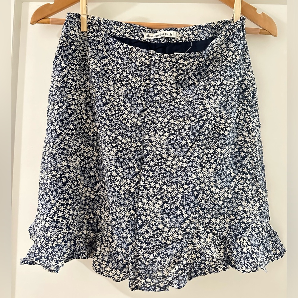 Abercrombie floral skirt